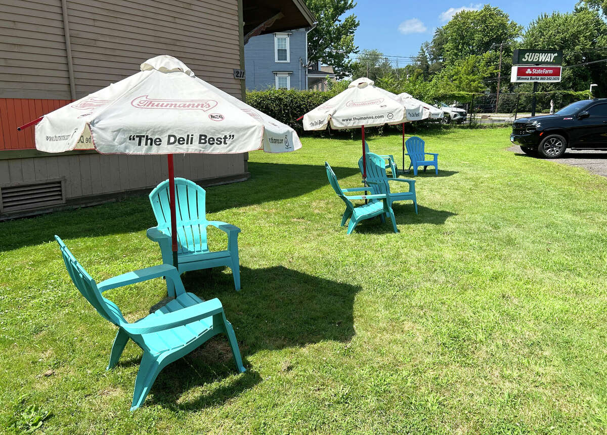 Search for new owner of CT's iconic Top Dog ends with 'perfect' pick