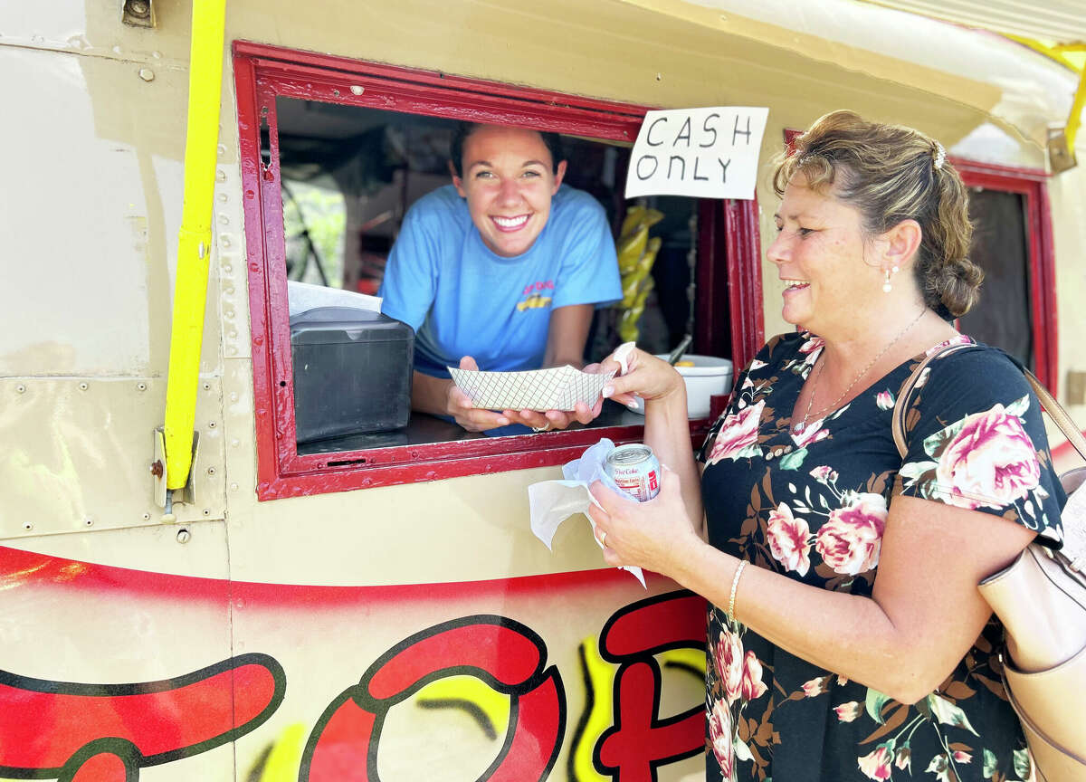 Search for new owner of CT's iconic Top Dog ends with 'perfect' pick