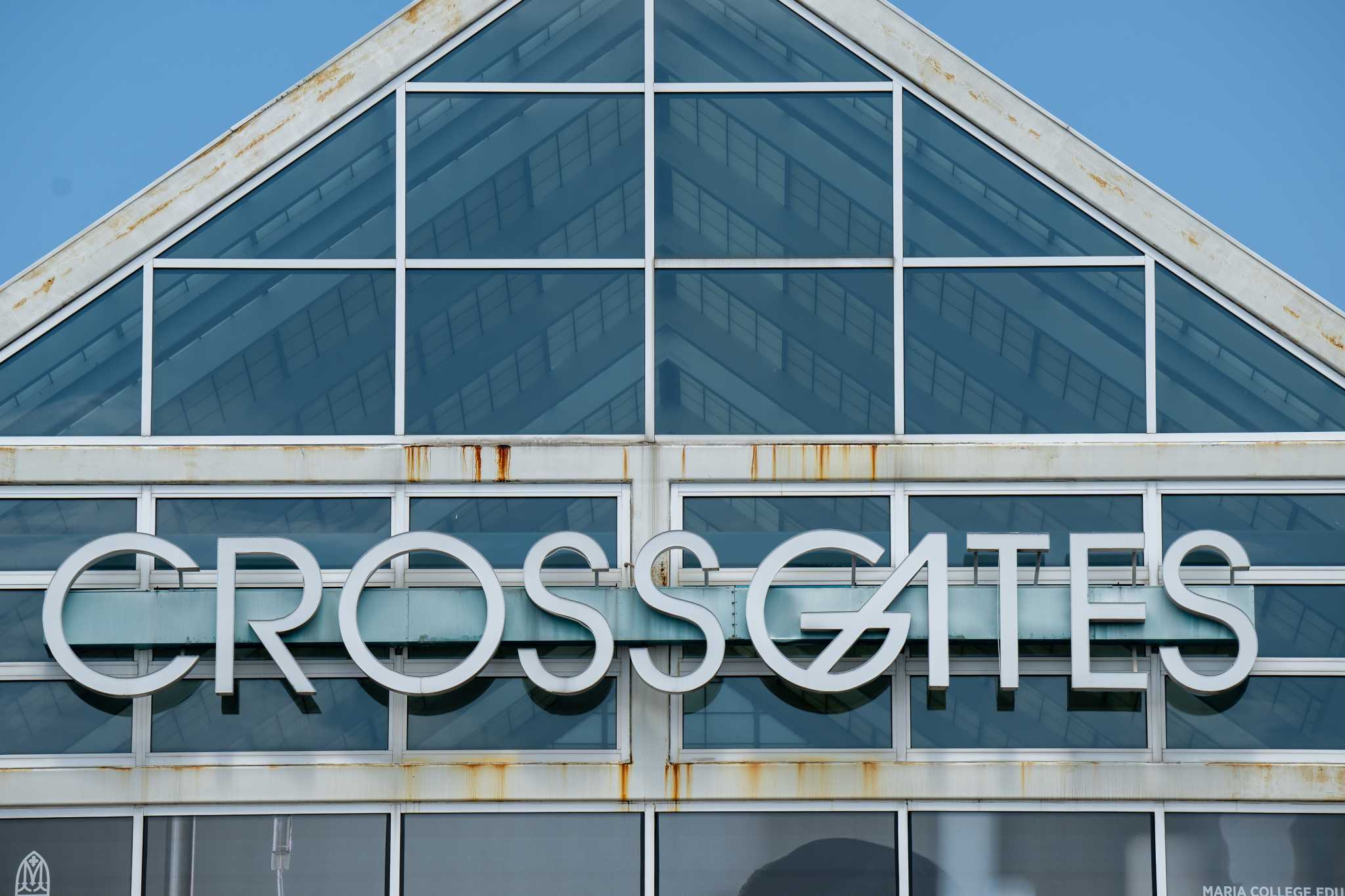 Crossgates Mall debt sold at significant discount