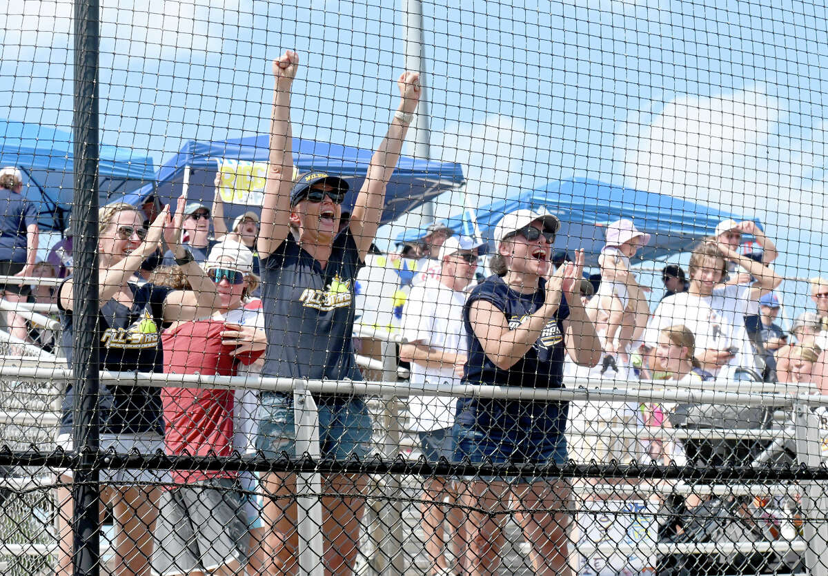 Milford Little League Junior Softball advances to World Series