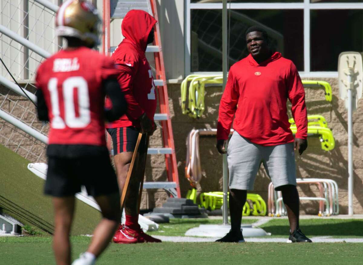 49ers' rushing leader Frank Gore joins franchise's front office