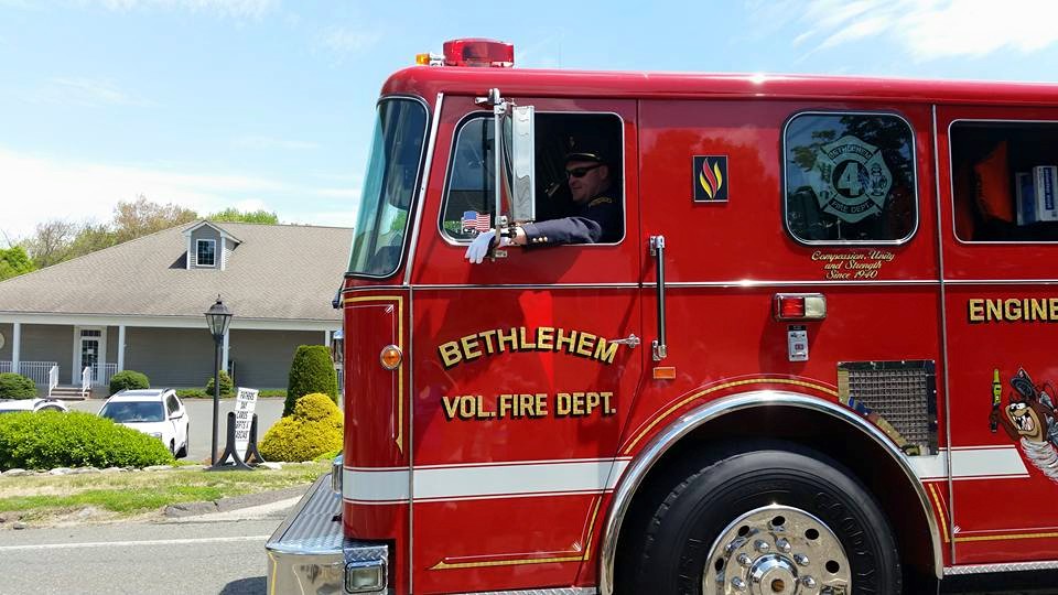 Unresponsive woman pulled from Long Meadow Pond in Bethlehem