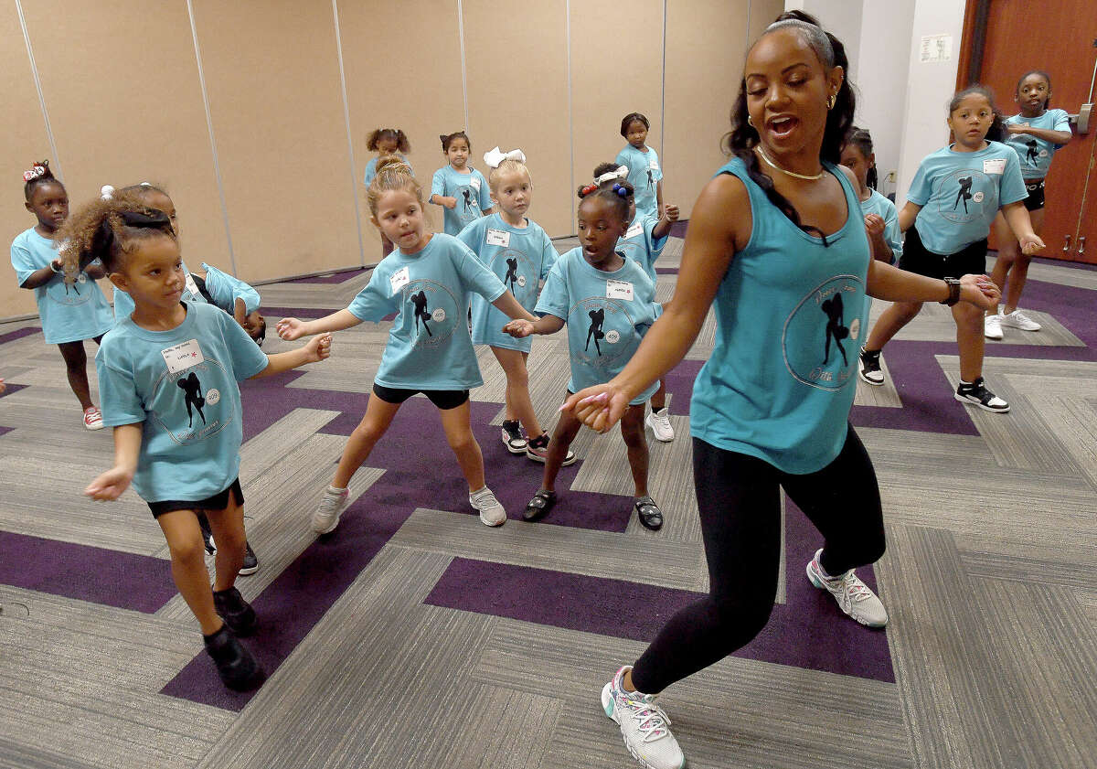 Pin on Cheerleaders - Houston Texans