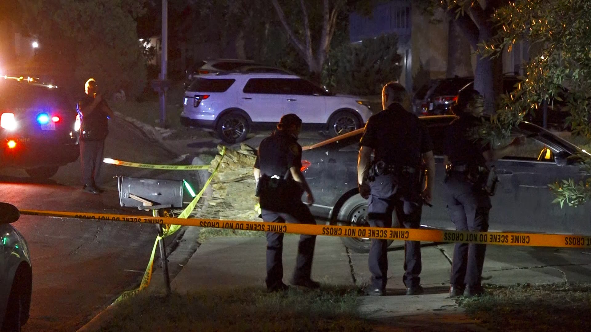 Police have charged 2 with injuring a man during San Antonio robbery