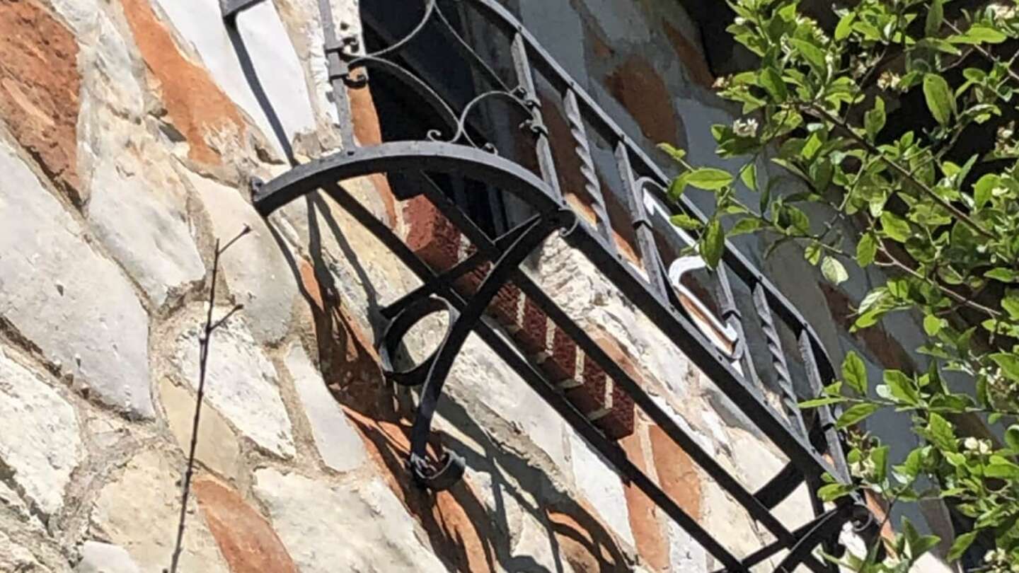Suit over San Marcos home's KKK nod could ripple through U.S.