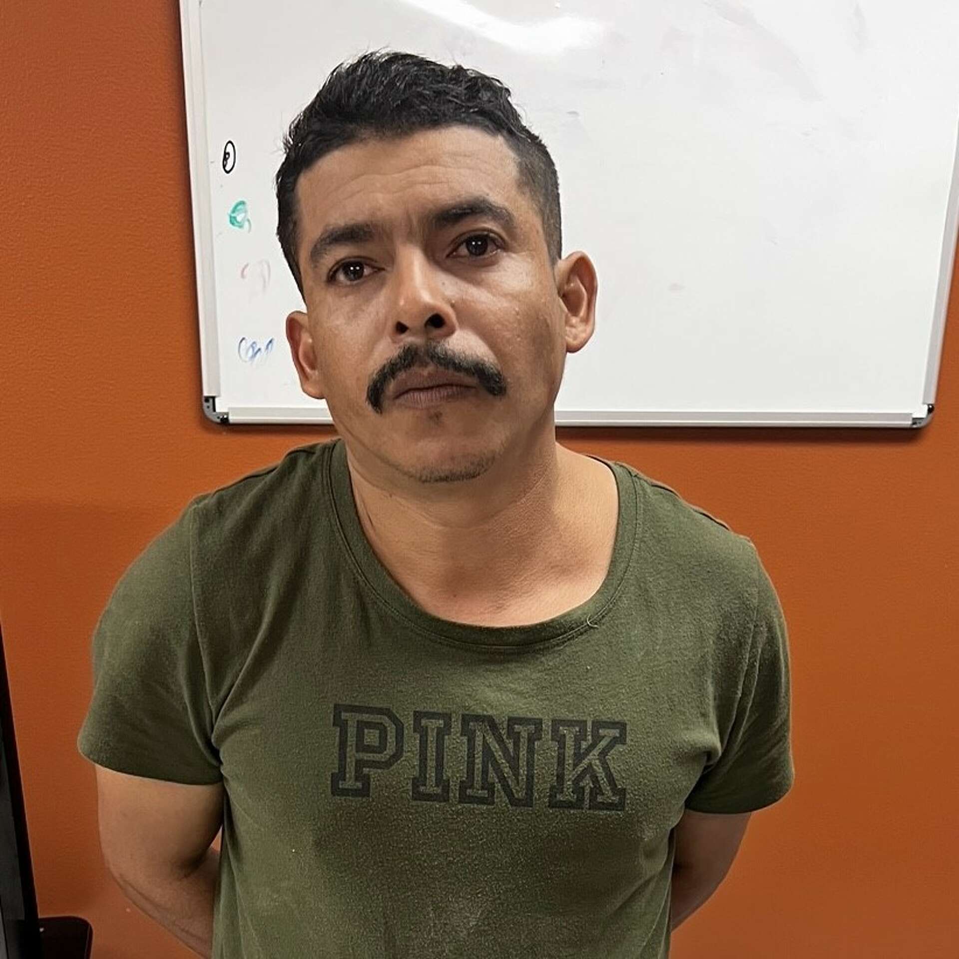 Alleged human smuggler arrested after car chase in Zapata County