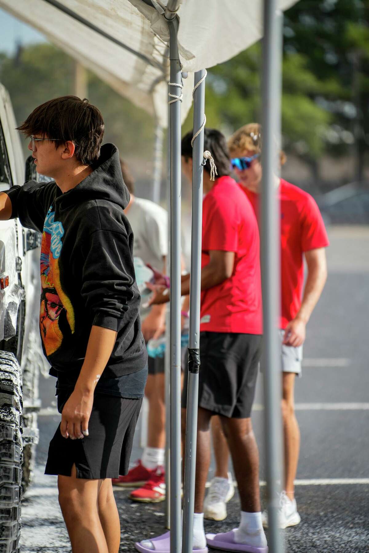 Plainview community helps raise over 2,000 for fellow Bulldog