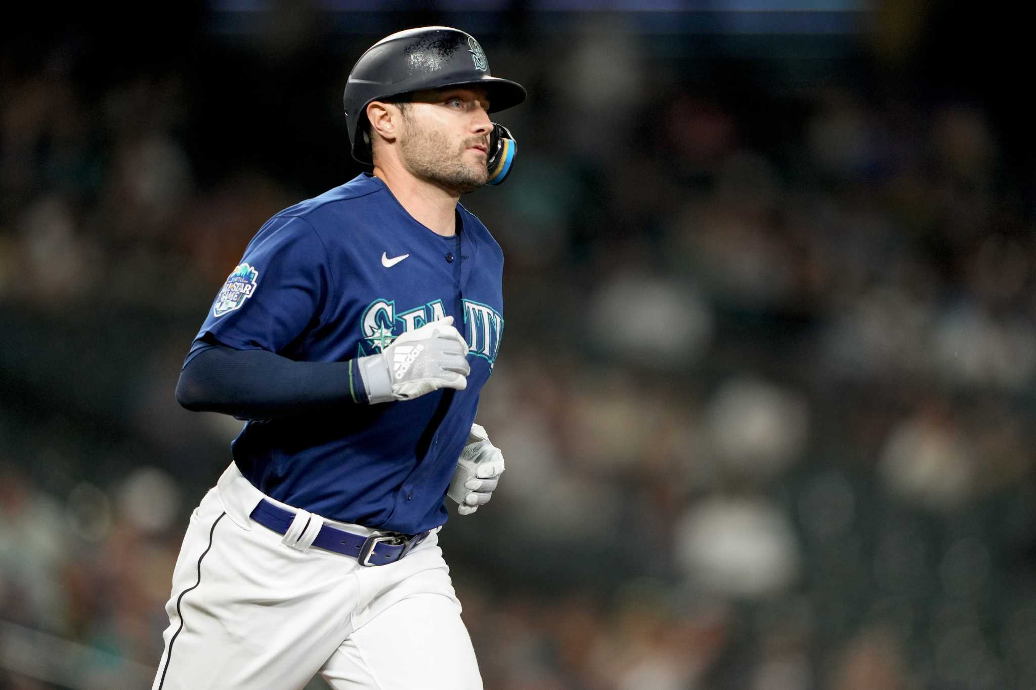 Giants get AJ Pollock from Mariners, but trade for pitcher unlikely