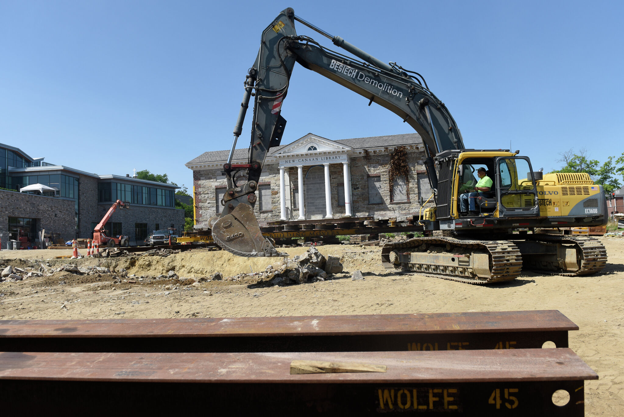 New Canaan's 1913 library is slowly moving west. Here's why.