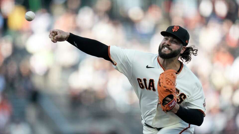 Happy at home: SF Giants win behind Webb's gem, off to 14-4 start