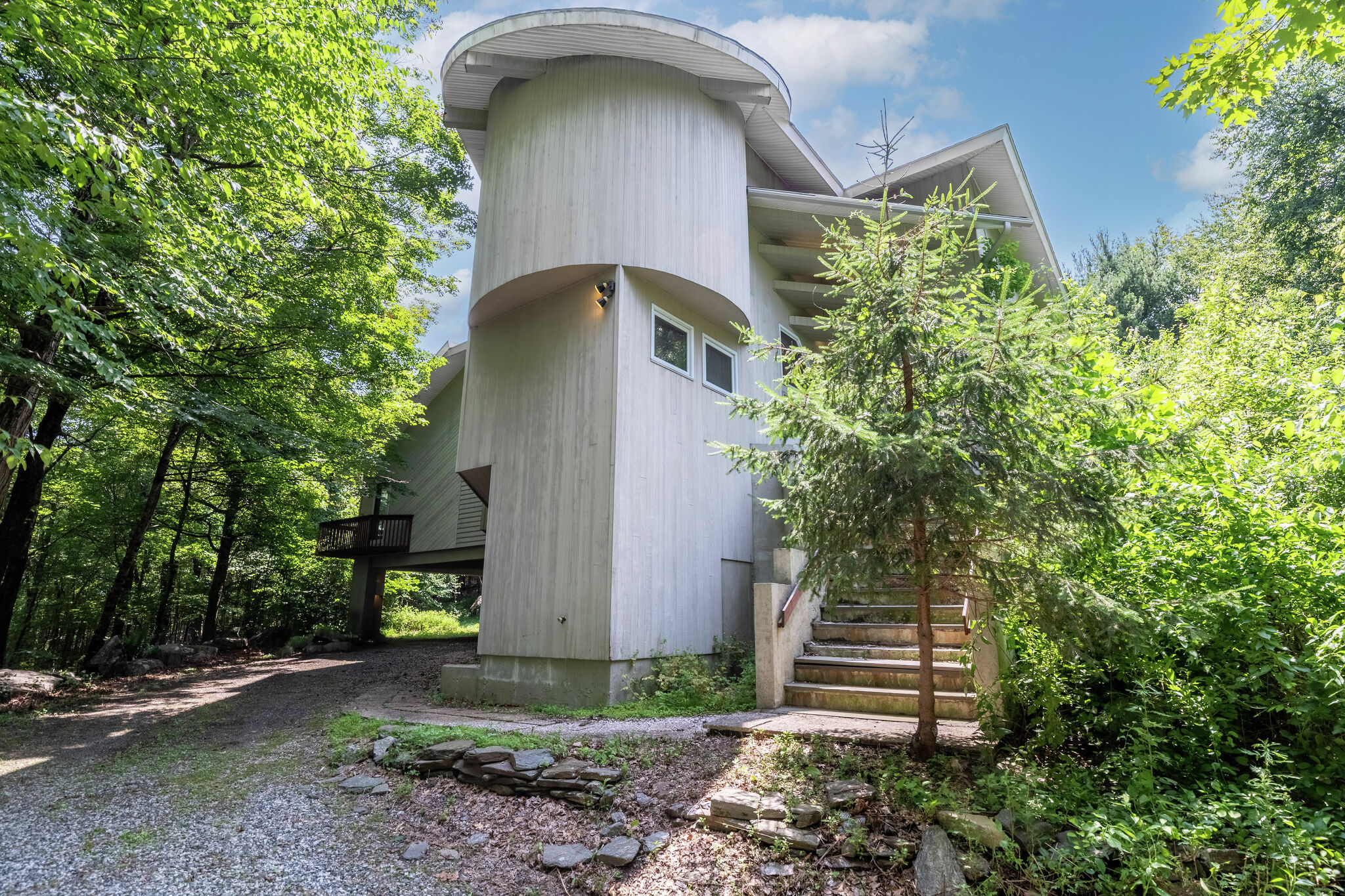 Easton home designed to be an artist’s retreat listed for 1.08M