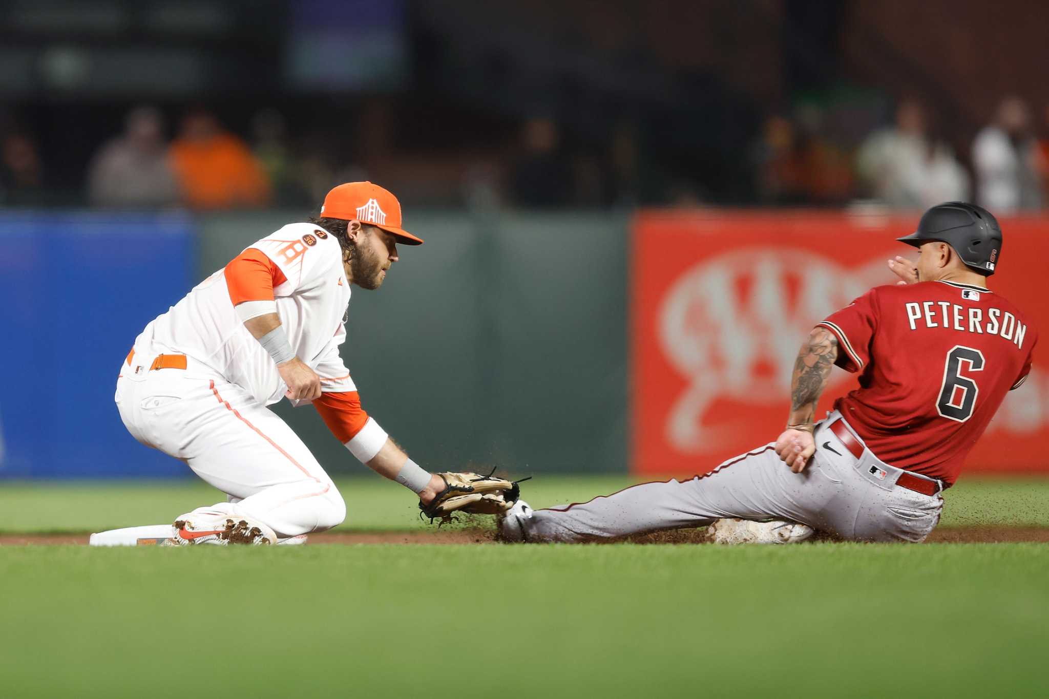 Cardinals allow big rally by Giants, blow chance for first win