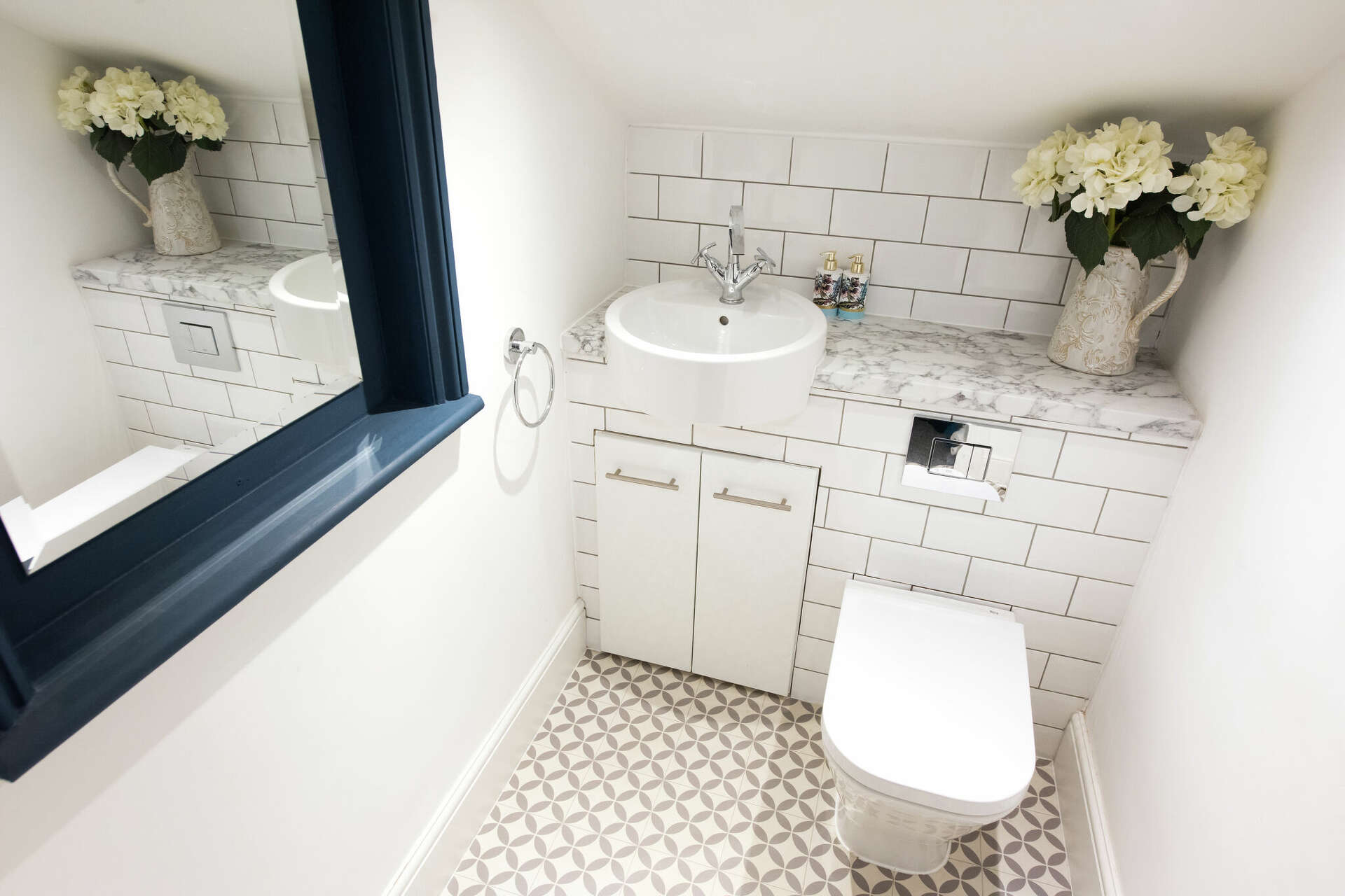 13 Half Bath Decor Ideas to Transform Your Powder Room