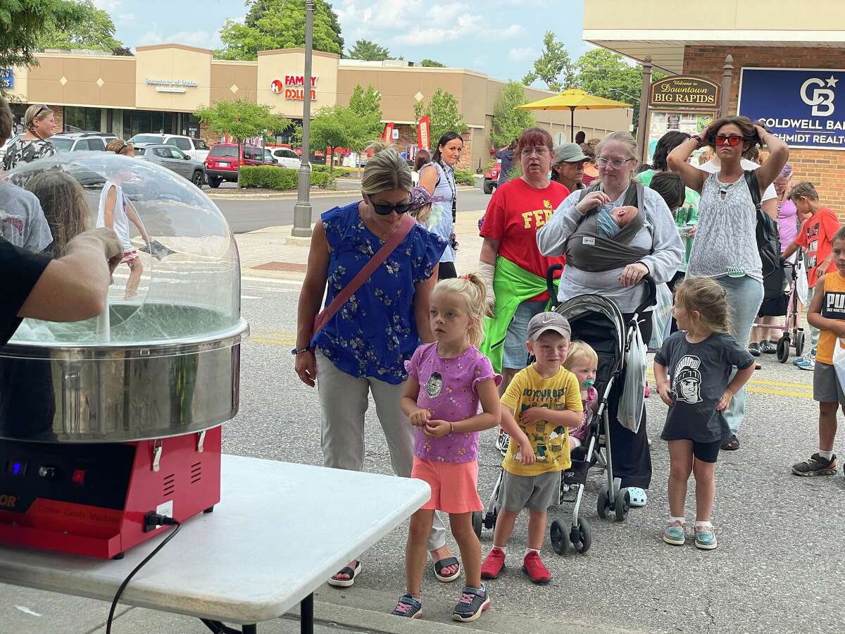 Big Rapids 20th Annual National Night Out Brings Together Community