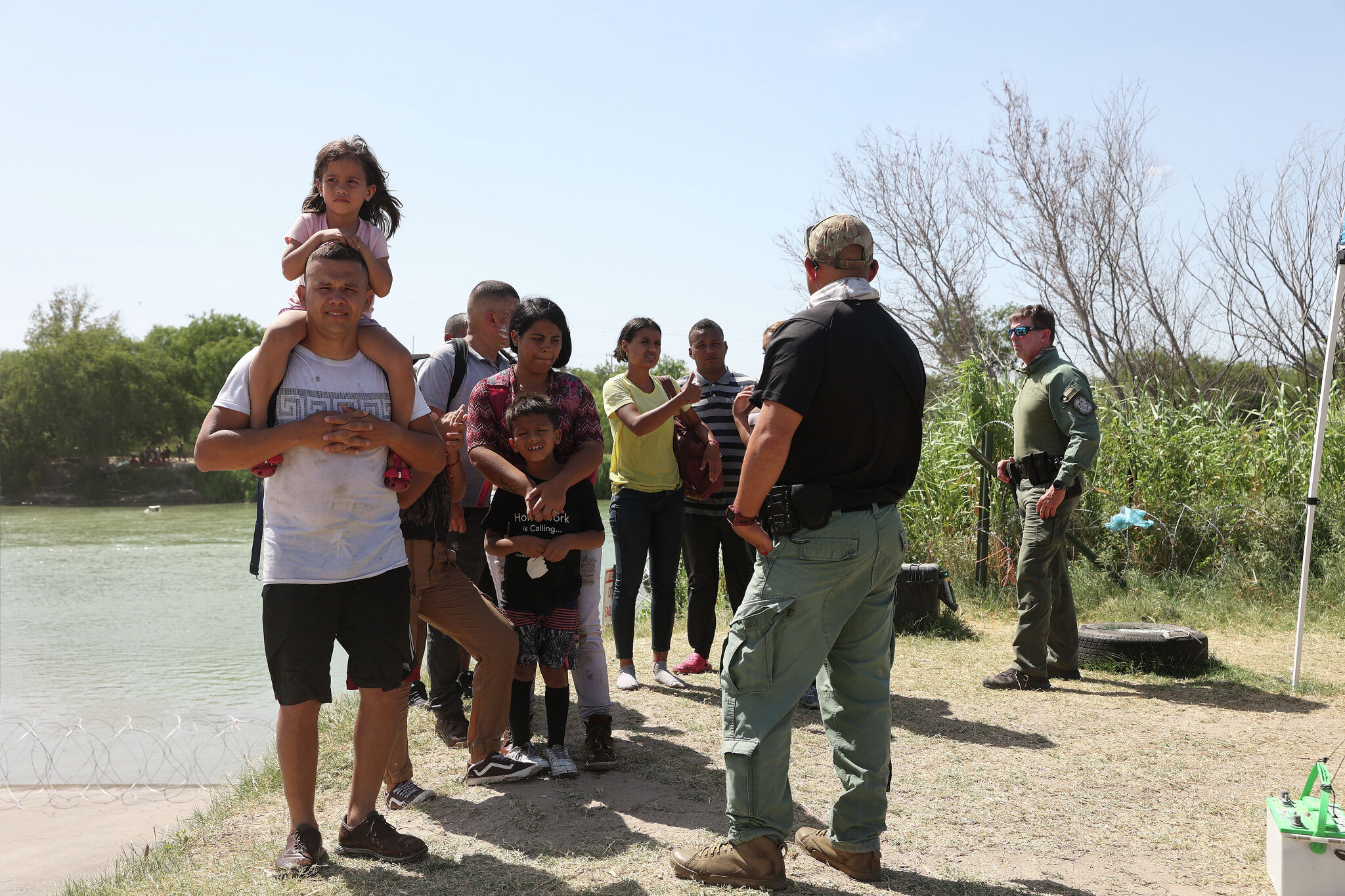 Eagle Pass scraps pact allowing for migrant arrests in border park