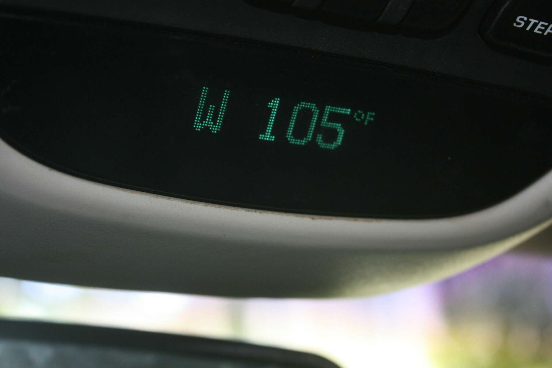 Here's why you shouldn't trust your car thermometer on hot days in the  South, Weather