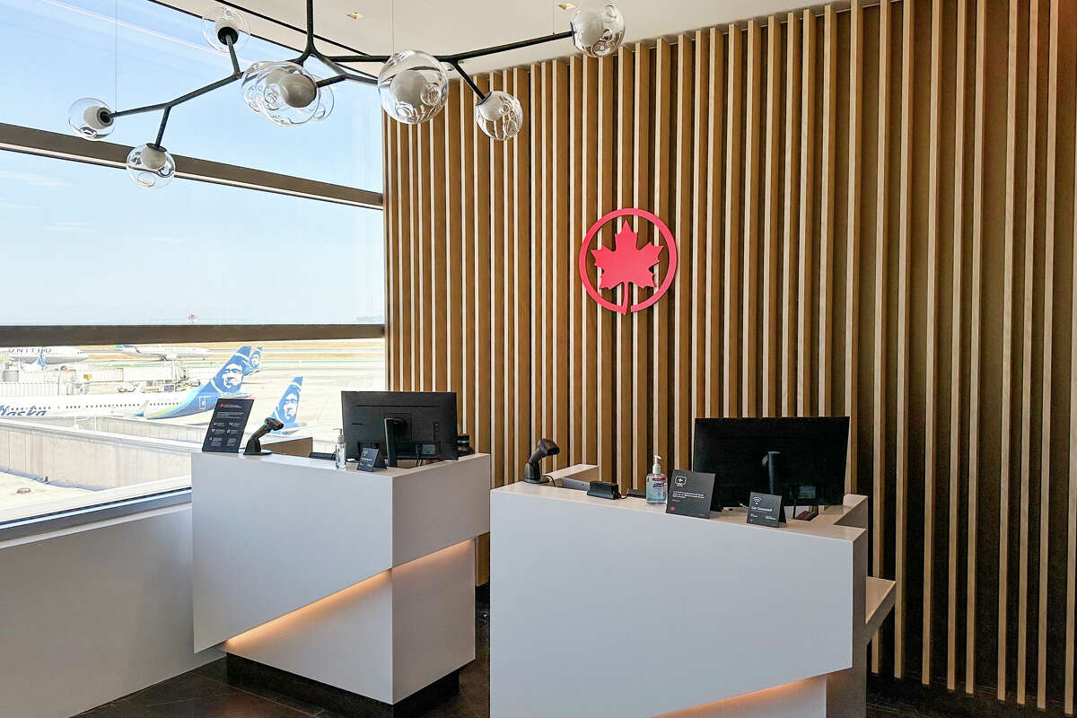 The 165-seat Maple Leaf Lounge includes a kitchen, bar and both indoor and outdoor common areas at SFO.