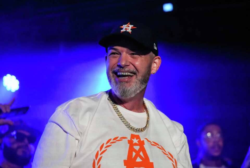 Houston rapper Paul Wall responds to viral tweet asking who he is