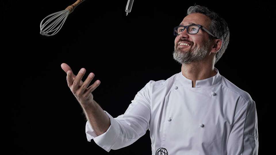 Chef Luis Robledo Richards of Nixt, a Mexico City-based restaurant group, will open Comalito, a taqueria in partnership with Underbelly Hospitality, to open in fall 2023 in the space occupied by Underbelly's Wild Oats restaurant at the Houston Farmers Market.