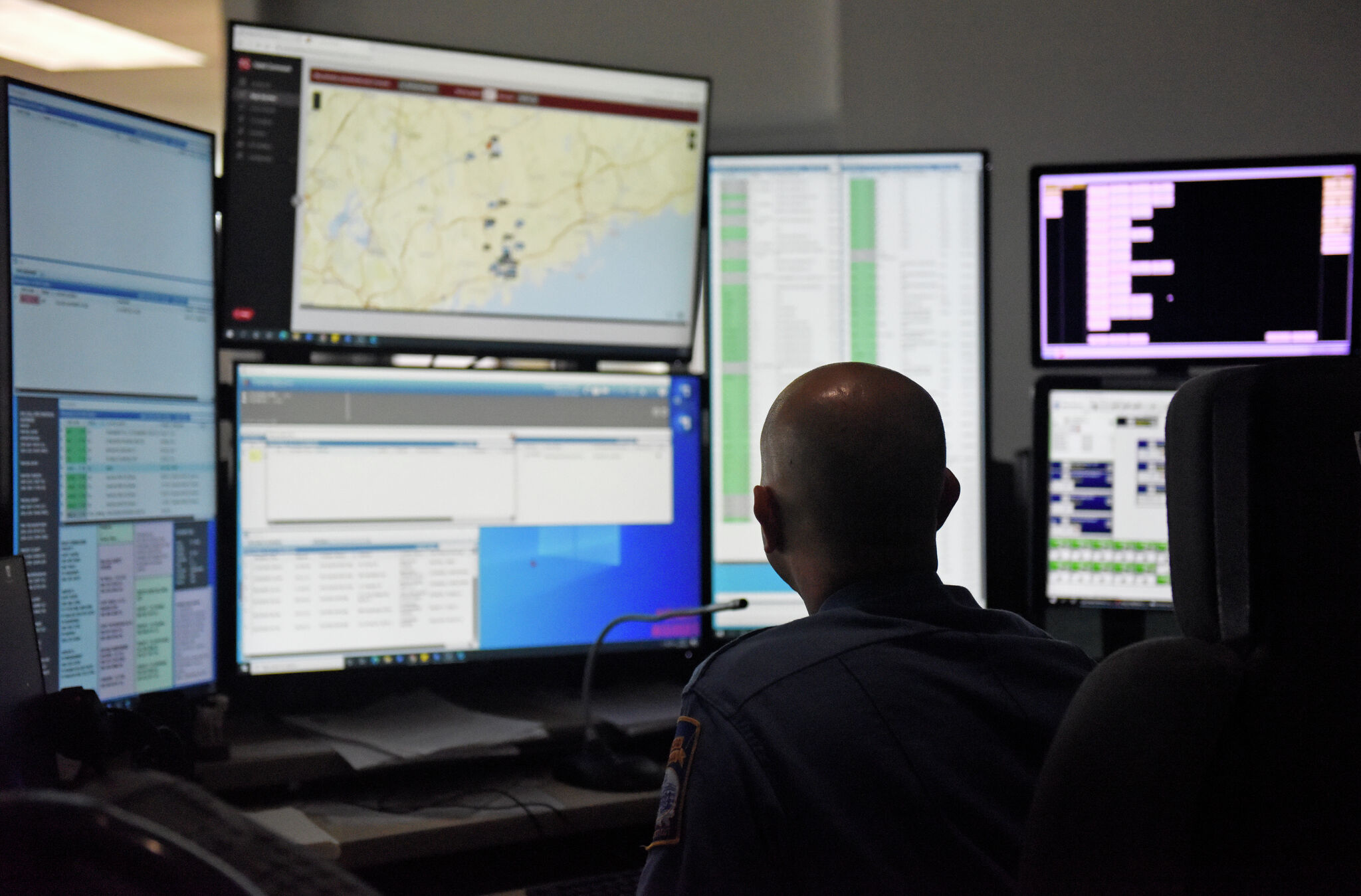 Why Stamford is hiring civilians to supervise its 911 center