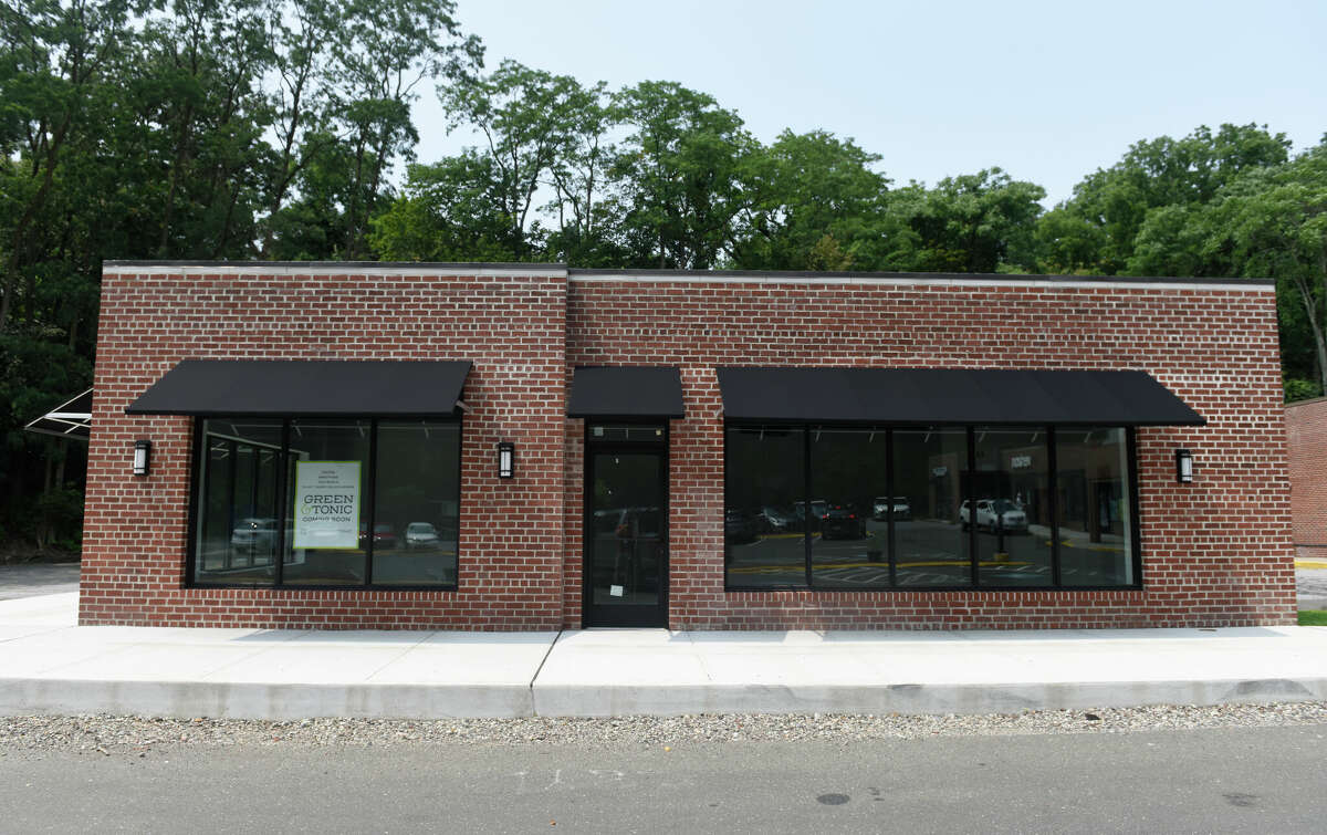 Green & Tonic to open 2nd Greenwich location in former Post Office