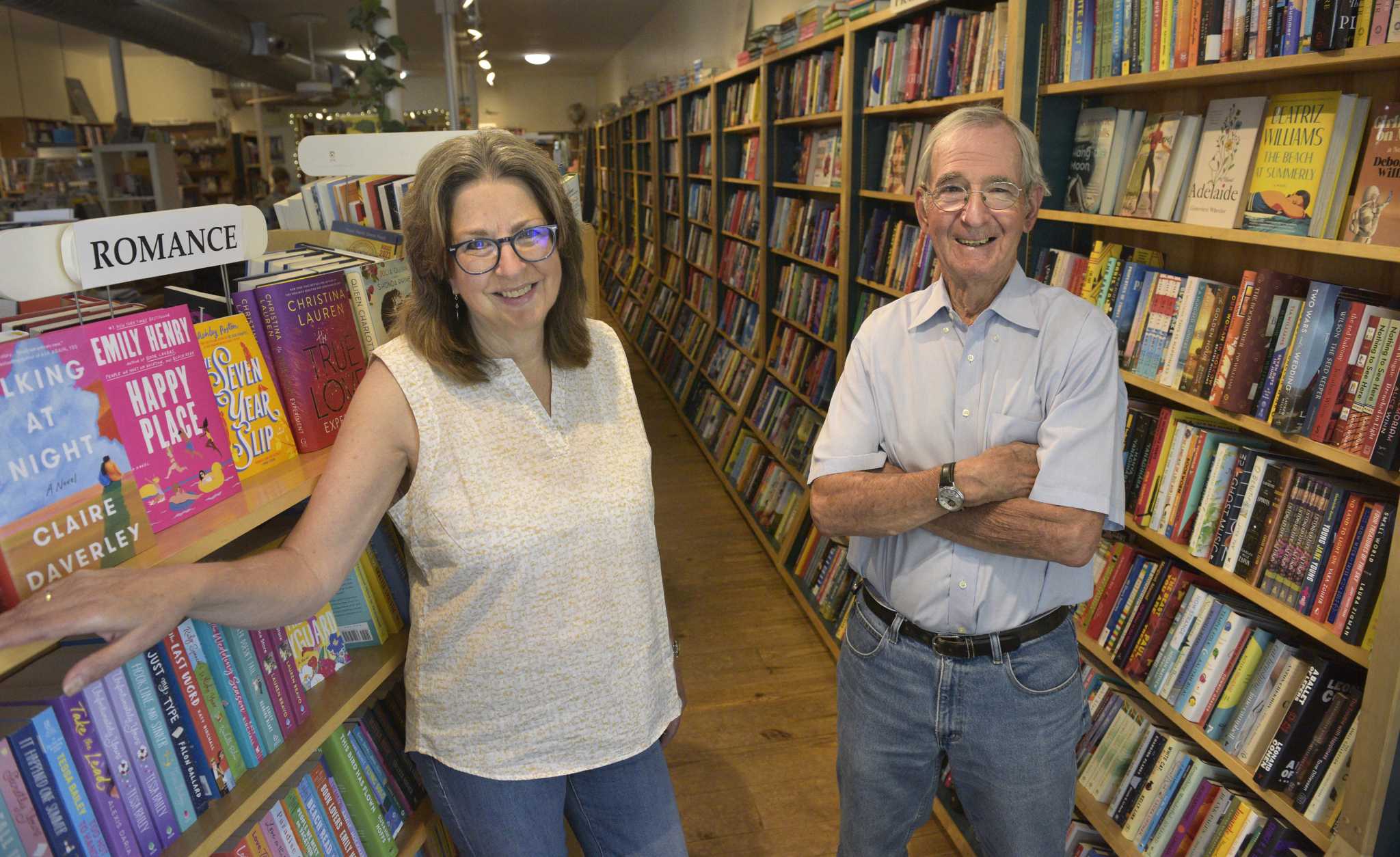 Indie bookstores find innovative ways to thrive with online, pop