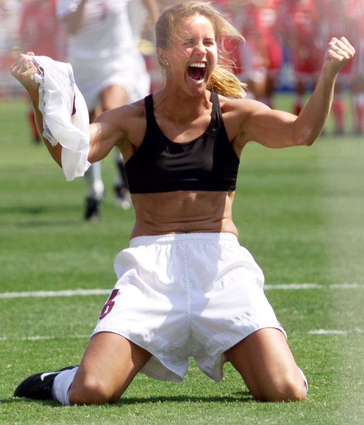 Brandi Chastain Savors Women S Sports Moment With Some Frustration
