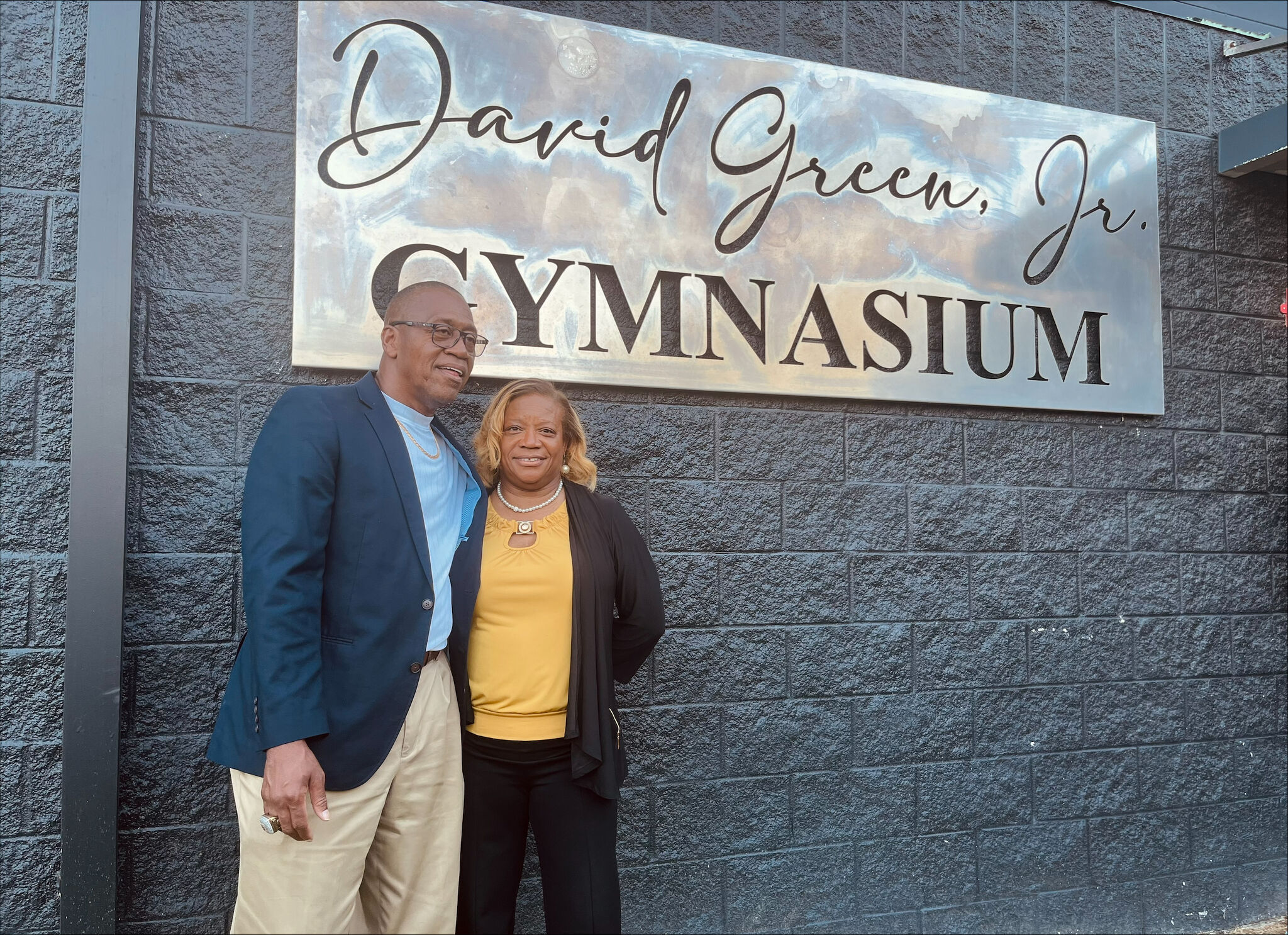 David Green Jr. Gymnasium unveiled during celebration in Beaumont