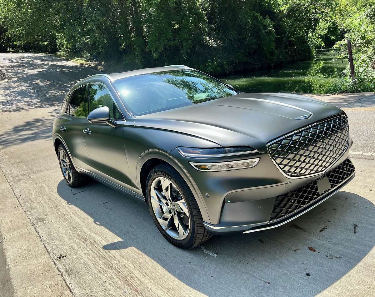 REVIEW: 2023 Genesis Electrified GV70 AWD Prestige