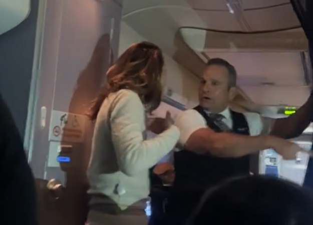 United Barred Woman After She Forced Flight to Divert, Argued Over