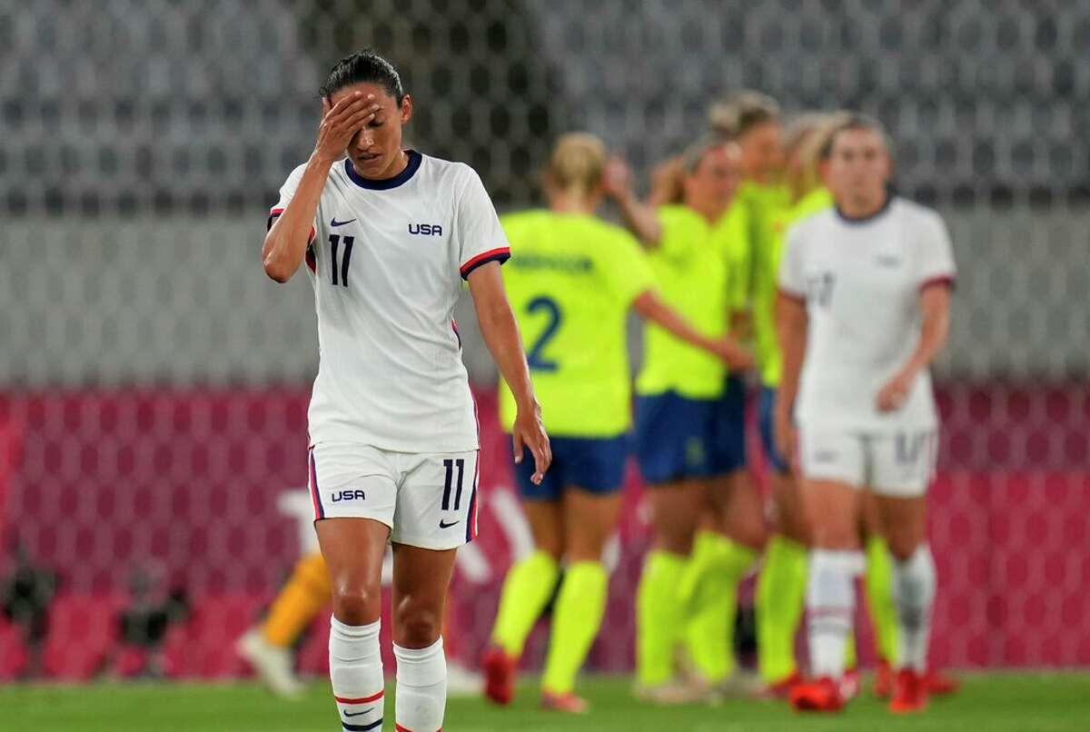 U.S. knocks out France in Women's World Cup quarterfinals