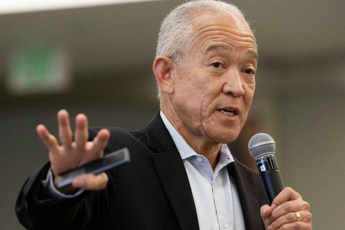 Houston ISD Superintendent Mike Miles speaks during a school board workshop at the Hattie Mae White Education Support Center, Thursday, Aug. 3, 2023, in Houston.