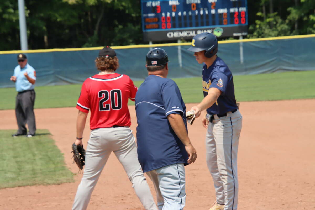 Linwood eliminated in heartbreaking walkoff