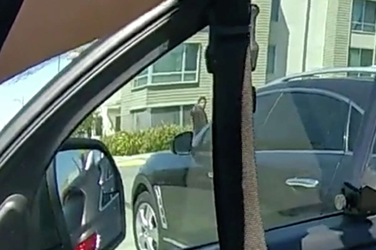 Video shows S.F. police fatally shoot man after he pointed pistol