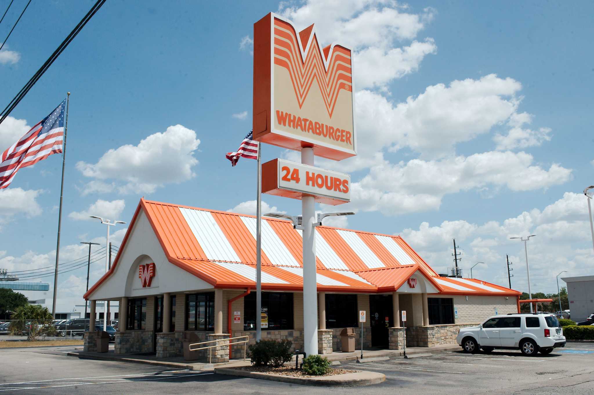 Whataburger plans to add new boneless wigs to 2024 menu