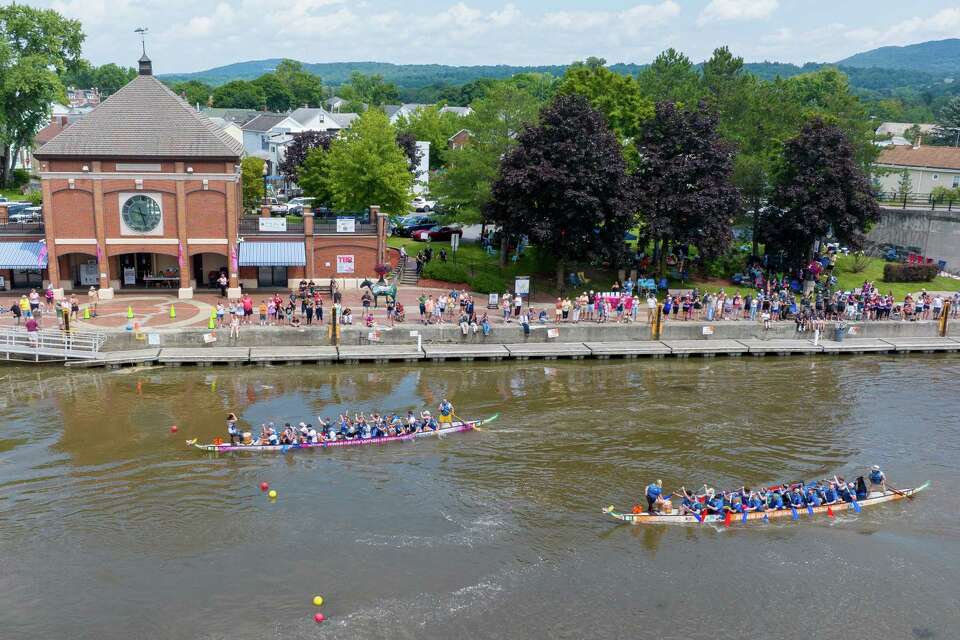 Photos: Boating with a roar at Waterford festival