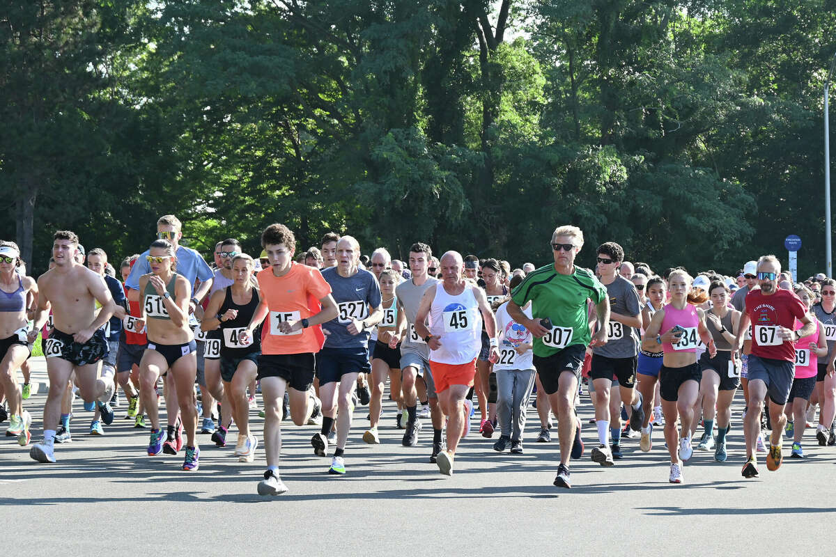 SEEN: Walnut Beach Ice Cream Run 2023