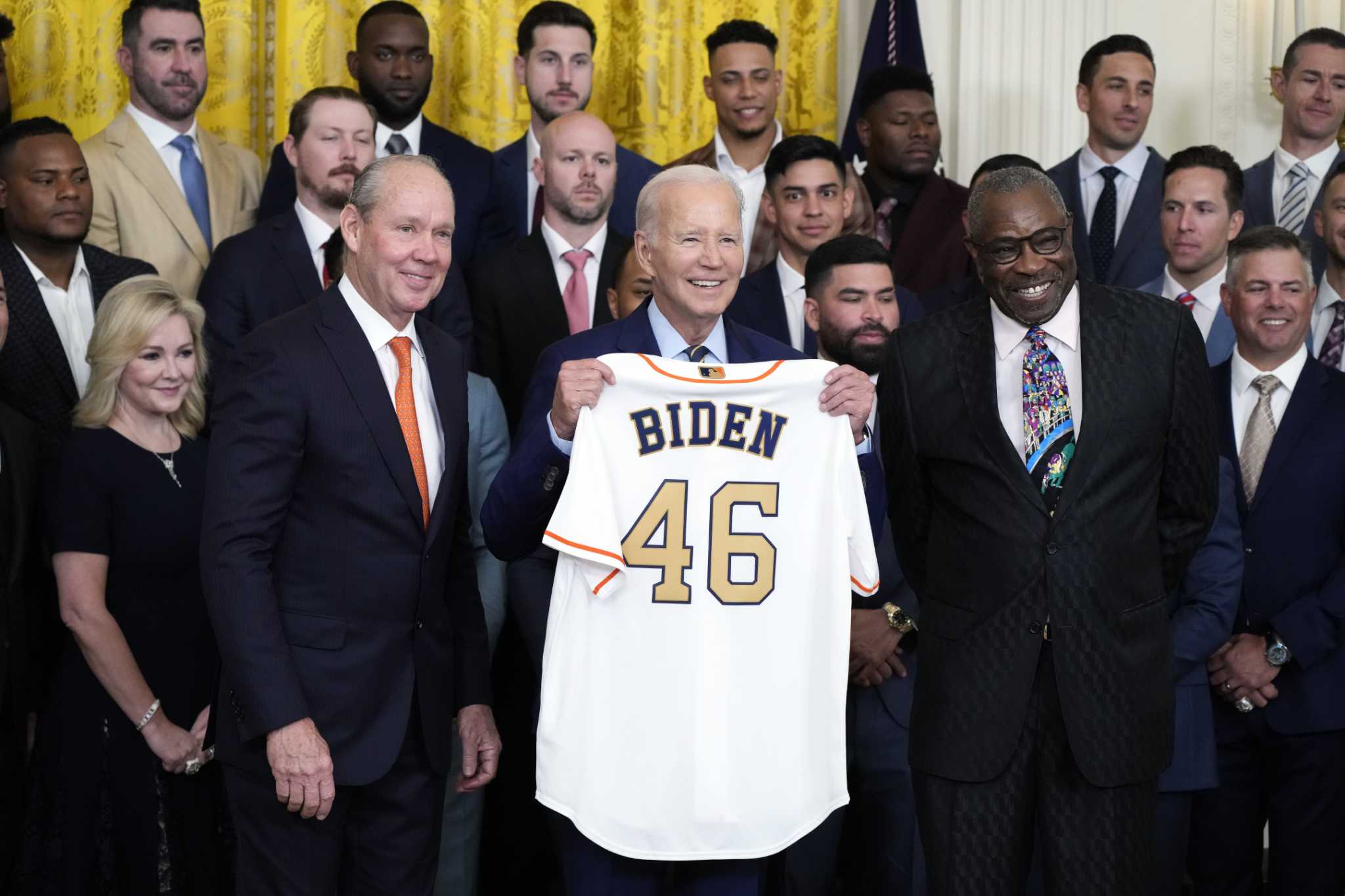 Biden hosts Astros, says he can relate to Dusty Baker, oldest