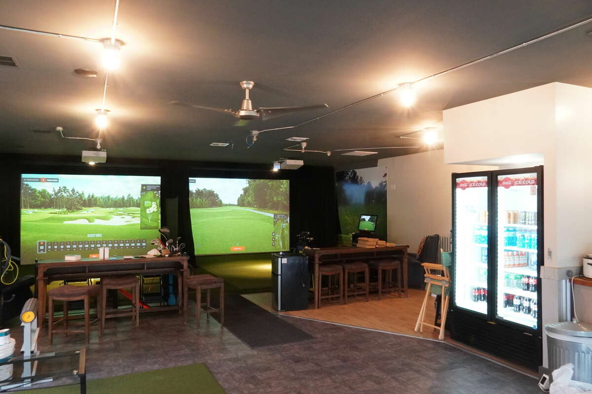 Bay City's new indoor golf center in BC Golf Sim is set to open soon