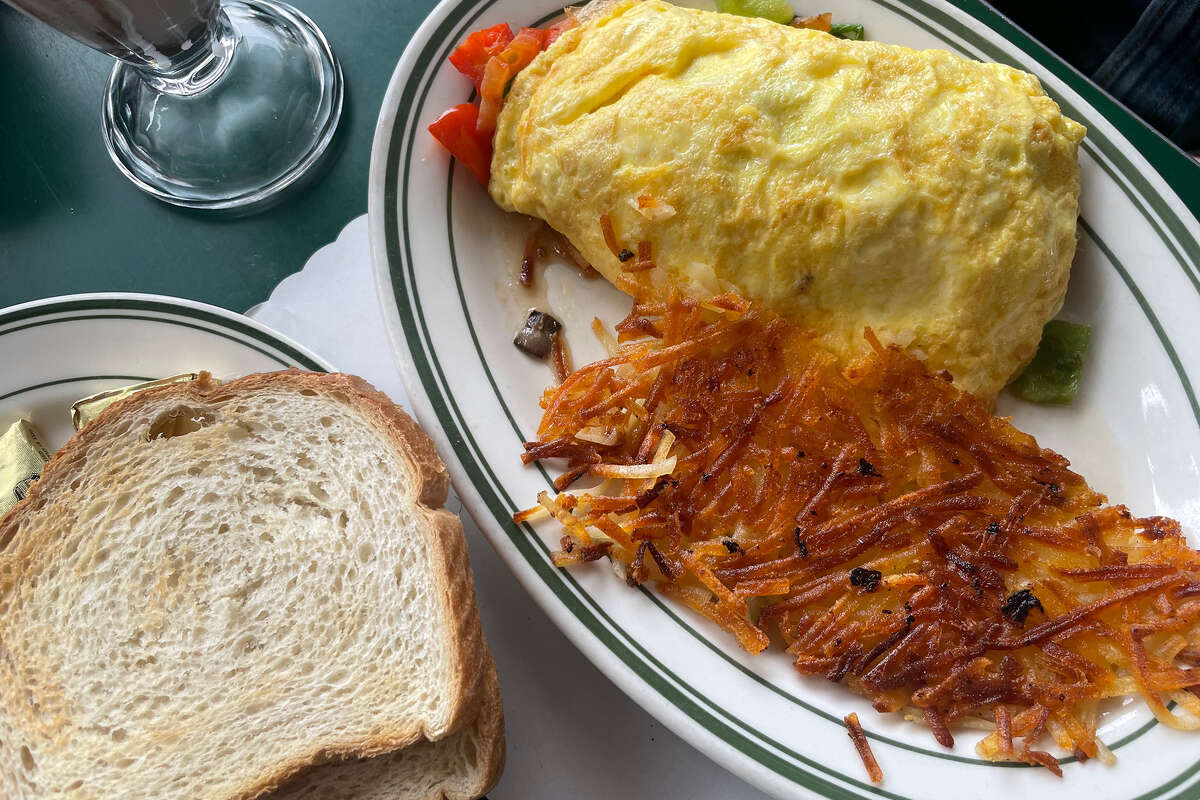 A veggie omelet at Mels Drive-In on Lombard Street in San Francisco. 