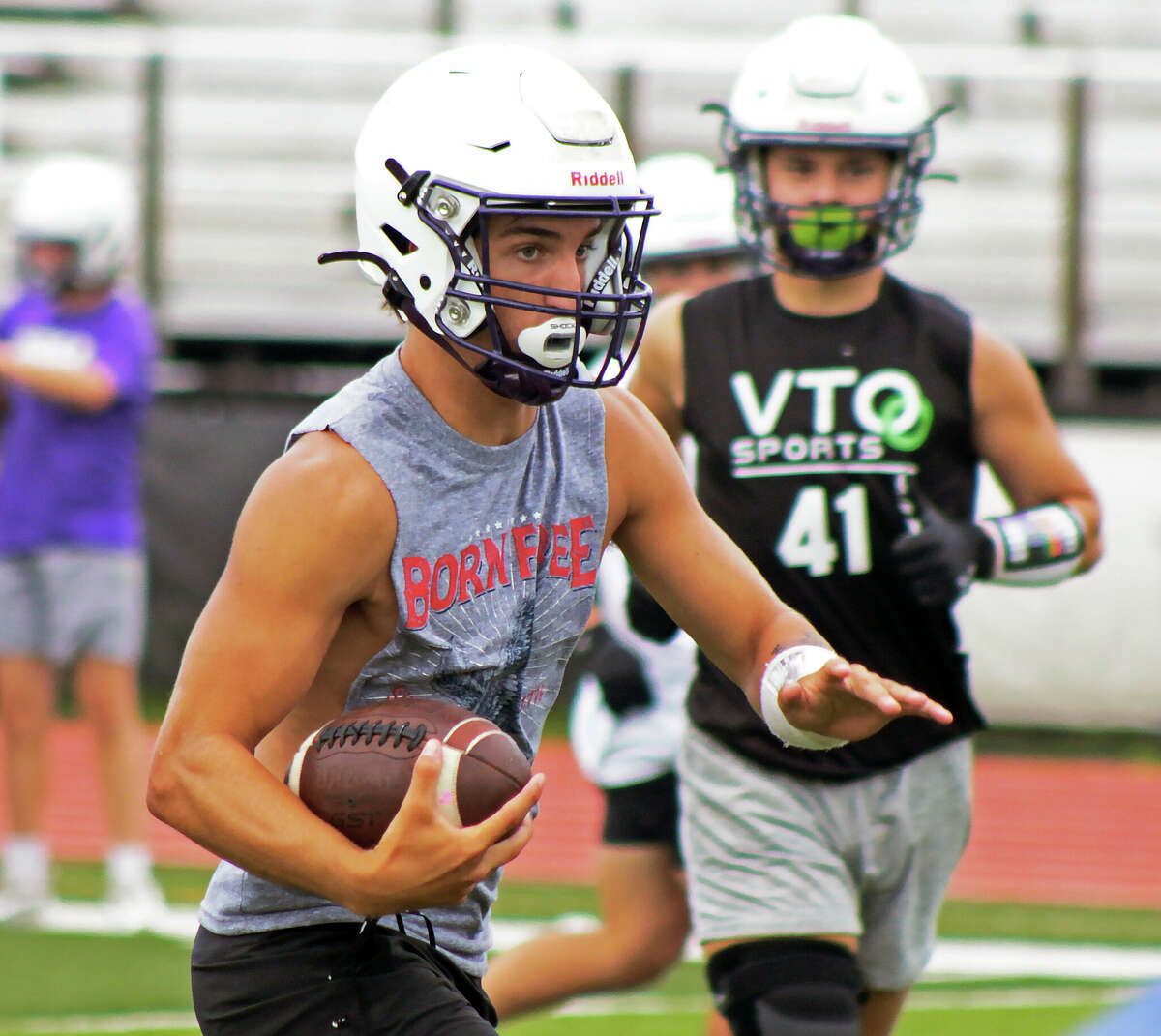 Energy, team chemistry high in Collinsville’s first football practice