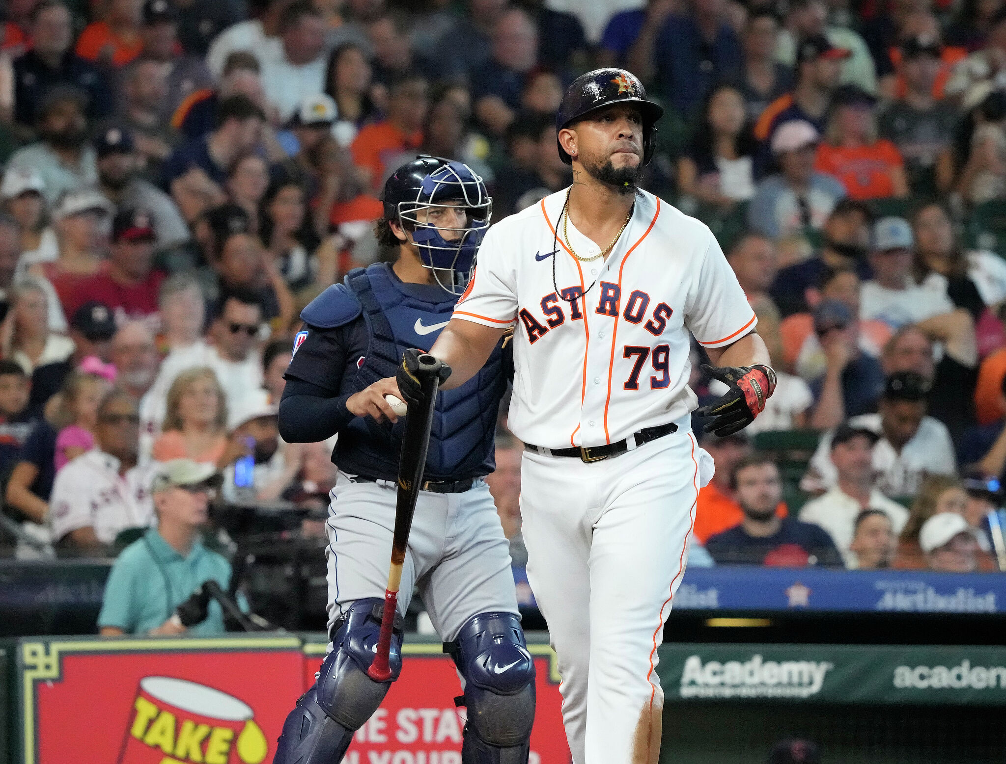 As Jose Abreu struggles, will Astros make changes at first?