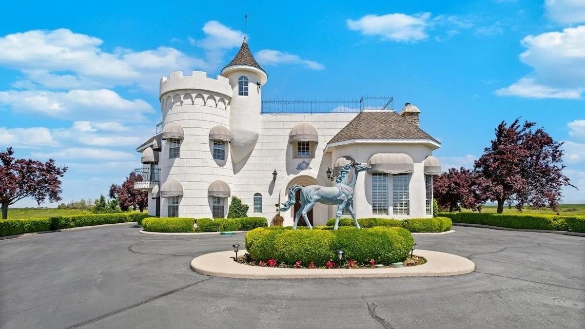 Castle on a 40-Acre Cattle Ranch in California Wants To Wrangle a Buyer ...