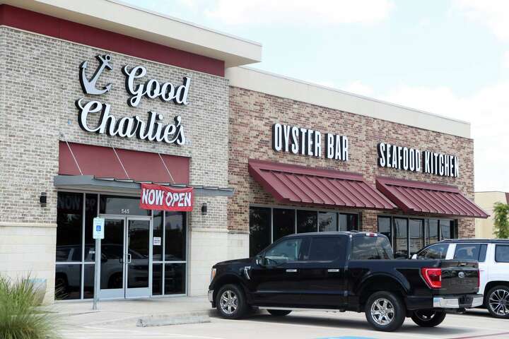 New Montgomery County oyster, seafood restaurant Good Charlie's opens