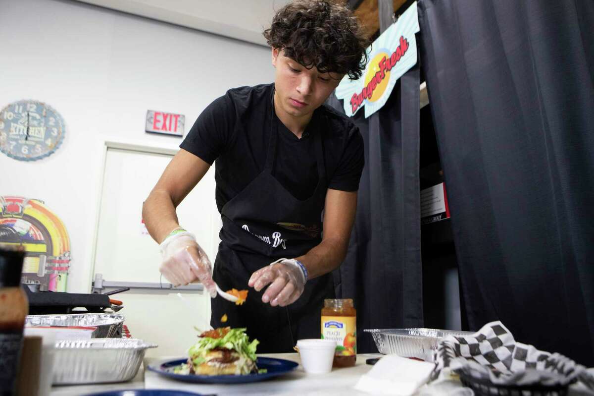 Conroe man’s ‘Silent Love’ dream burger coming to Burger Fresh