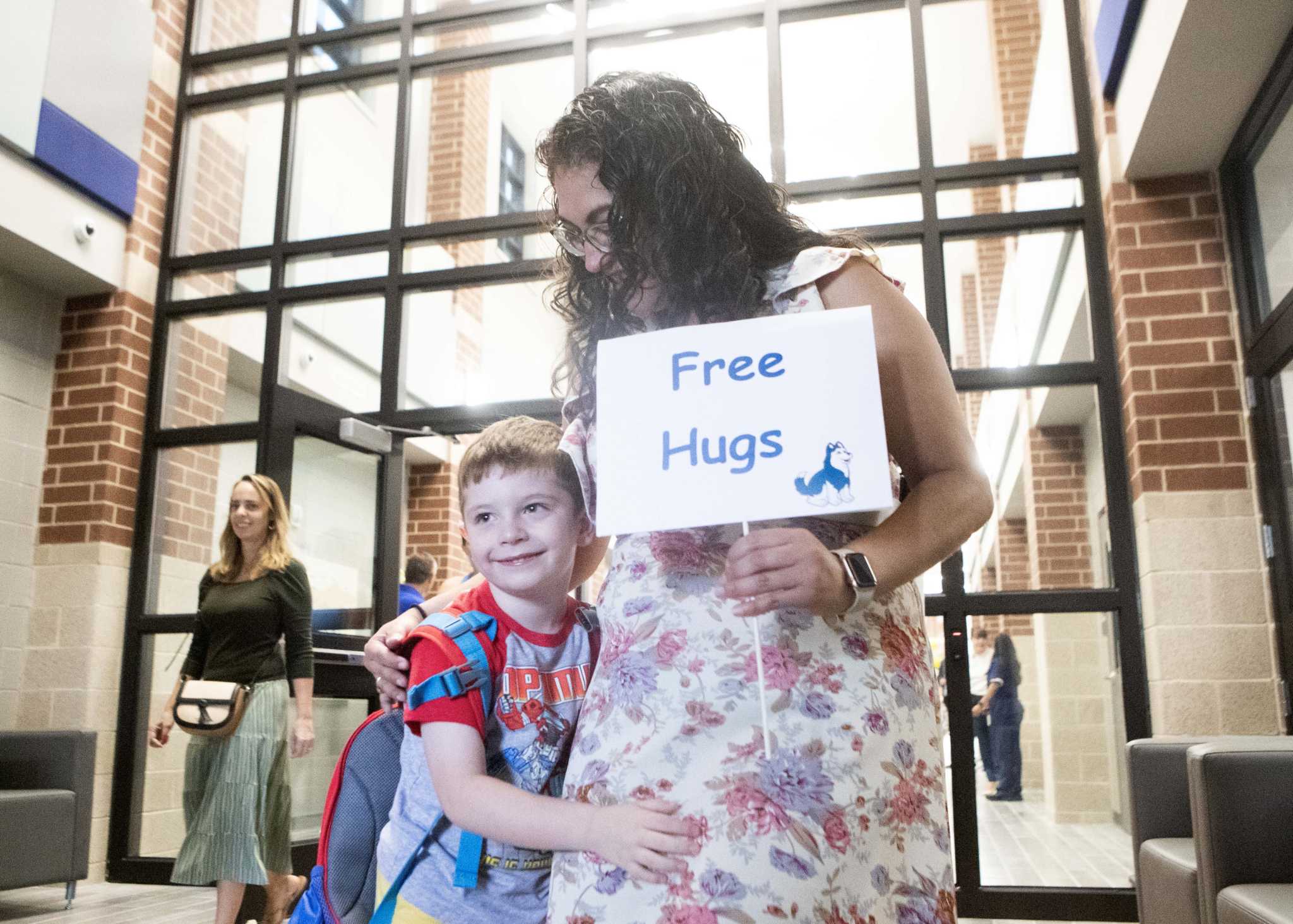Conroe ISD to fund 11M in teacher stipends with 672M budget for 2024