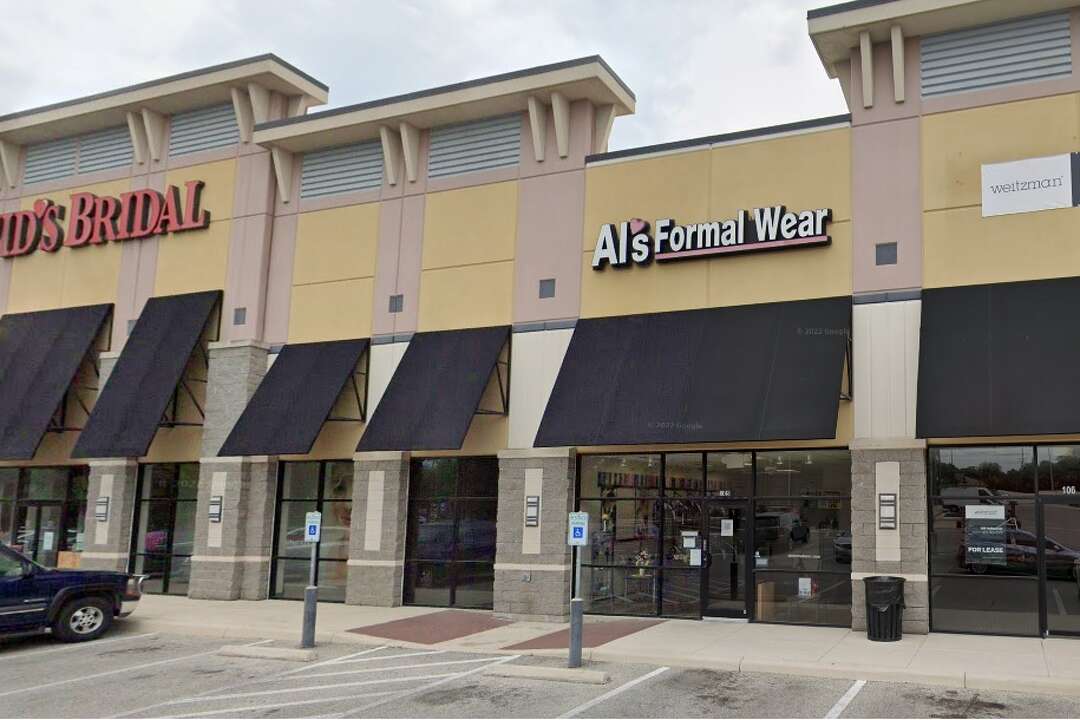 Texasbased retailer Al's Formal Wear suddenly closes