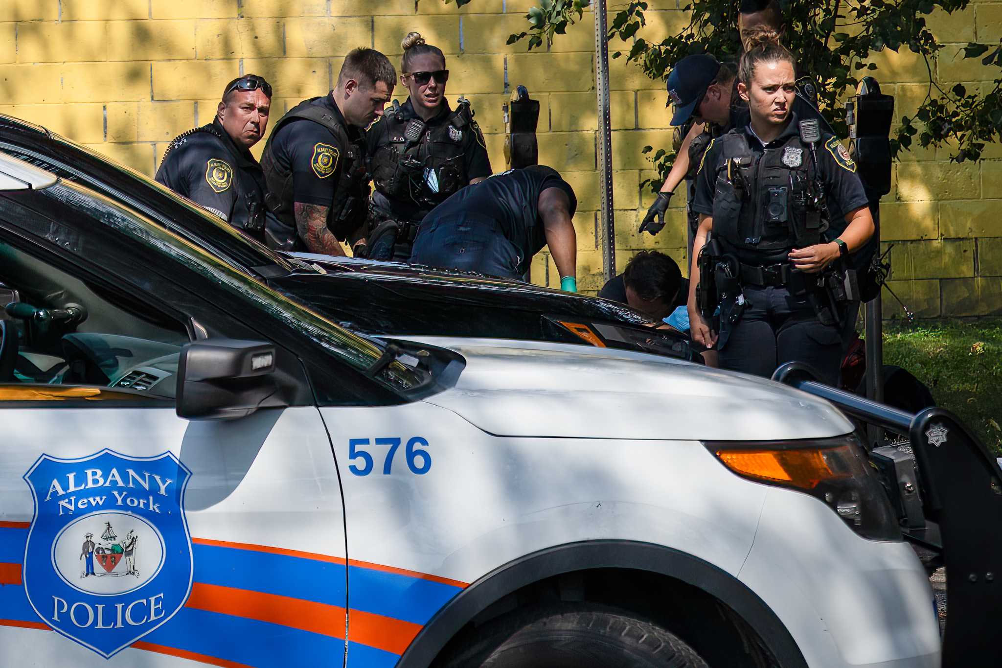 Man stabbed in Central Avenue in Albany