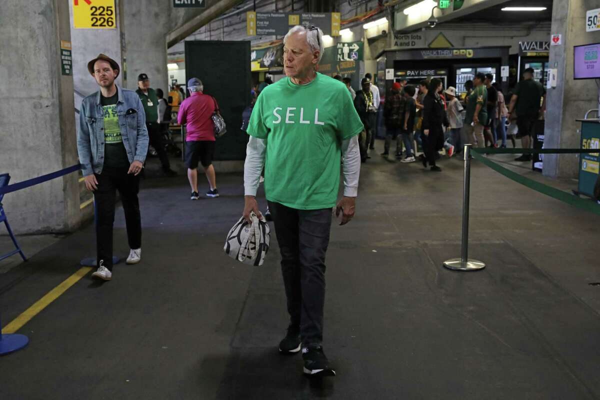 Our columnist wore 'SELL' shirt to an A's game. Here's what happened