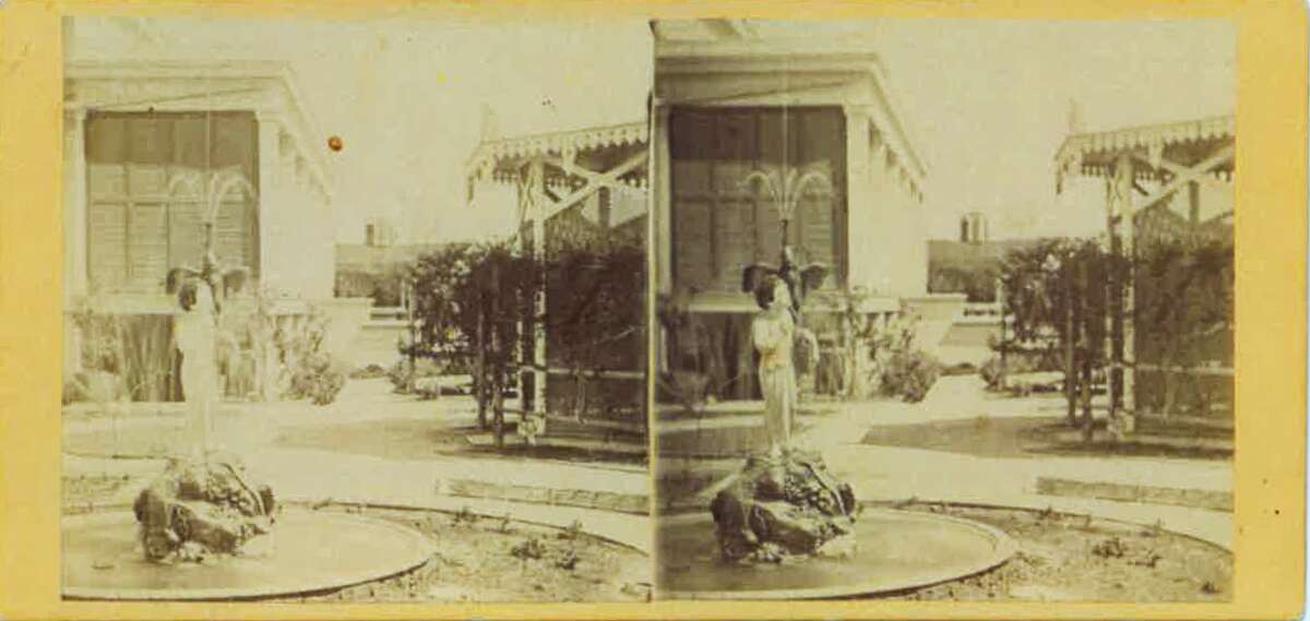 Photographers drawn to San Antonio in 1800s. Here are the photos.